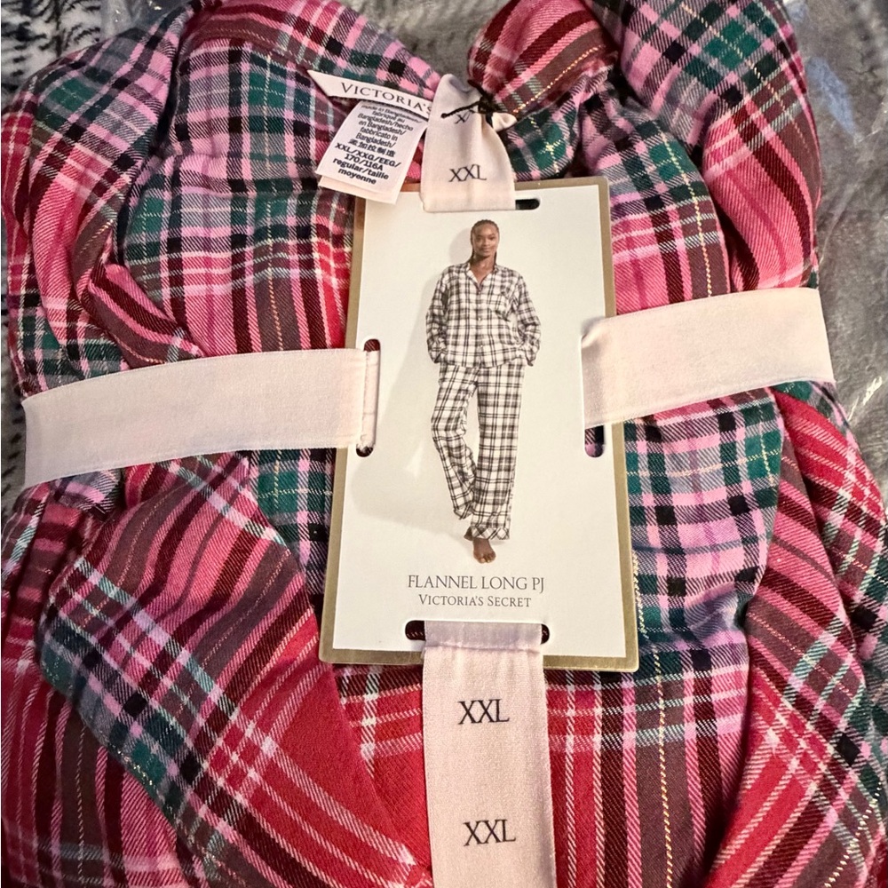 NEW with tags Victoria's Secret Red and Pink Flannel Long Pajamas